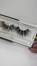 Load and play video in Gallery viewer, Rossi Minks Lashes
