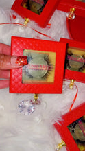 Load and play video in Gallery viewer, Luxe Mink Lashes
